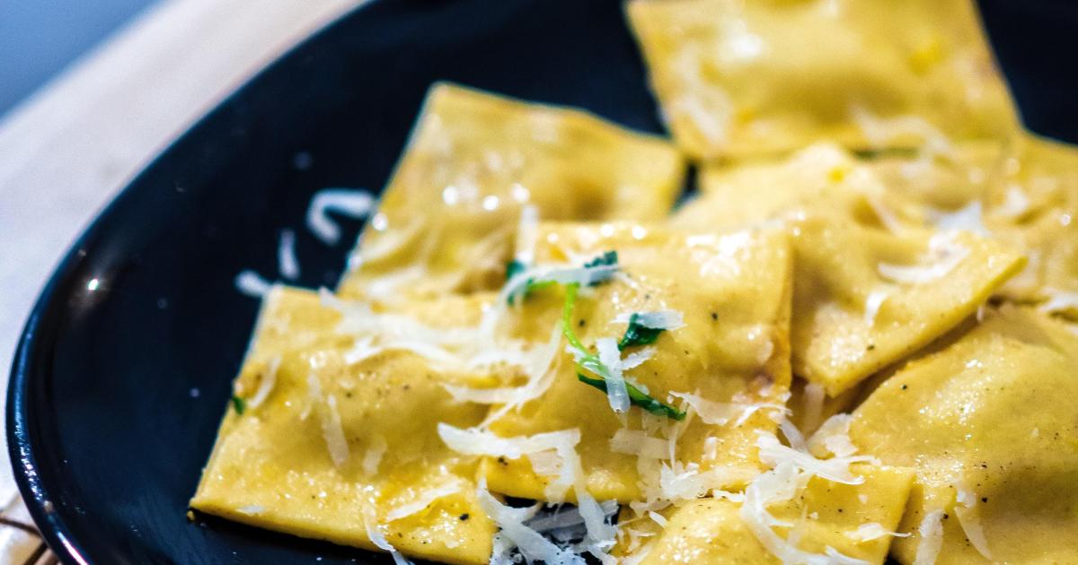 Raviolis moldaves au fromage frais - Coltunasi cu branza