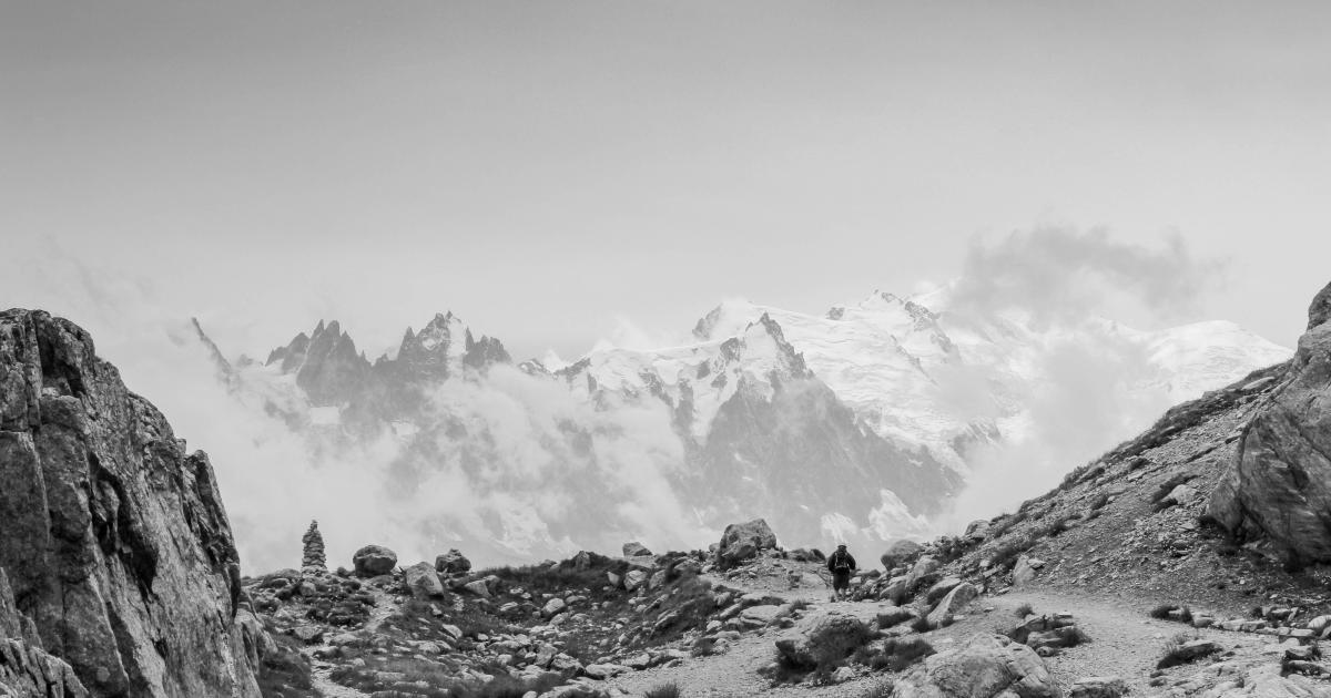Bien dégagé dans les oreilles