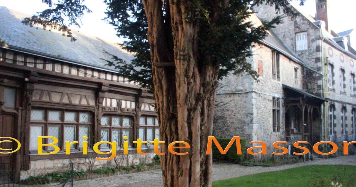 Une maison du XVIe siècle d'Harfleur est située à Fécamp