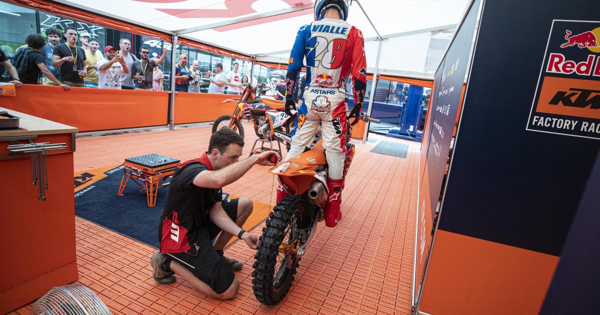 Tom Vialle remporte l'épreuve MXGP à St Jean d'Angély