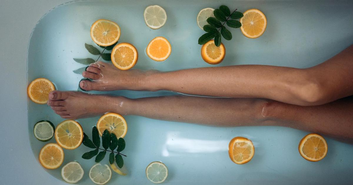 Comment soulager les jambes lourdes naturellement | 7 conseils pratiques