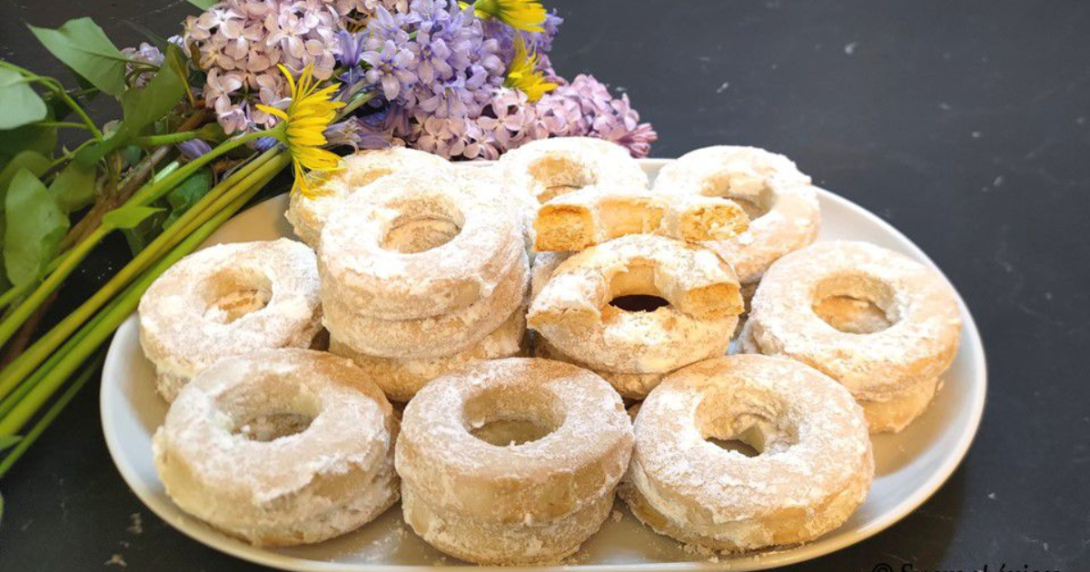 Biscuits vintage en forme d'anneaux - Recette en vidéo