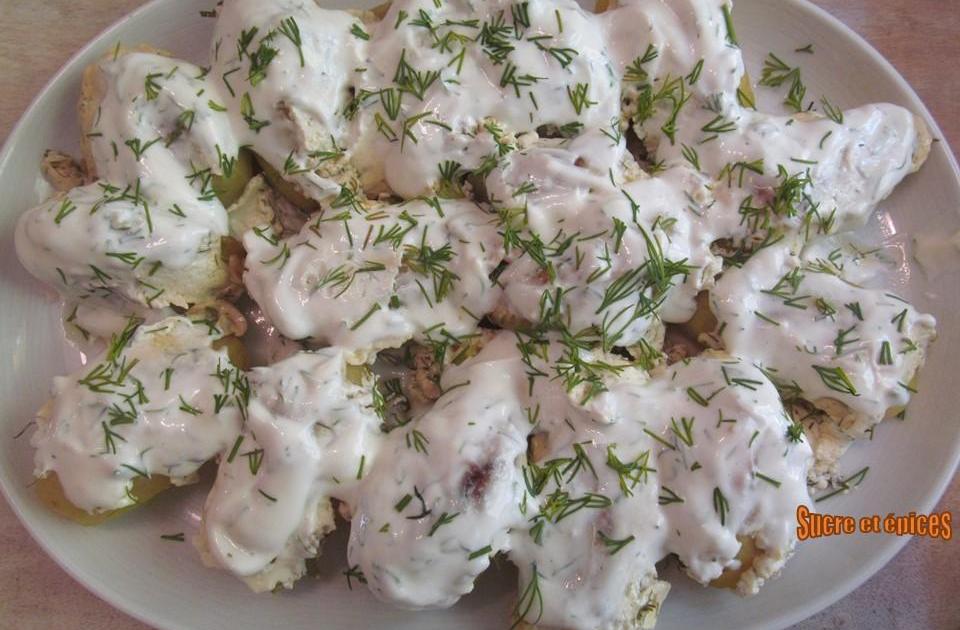 Pommes de terre au four, au fromage blanc et aneth - Recette en vidéo