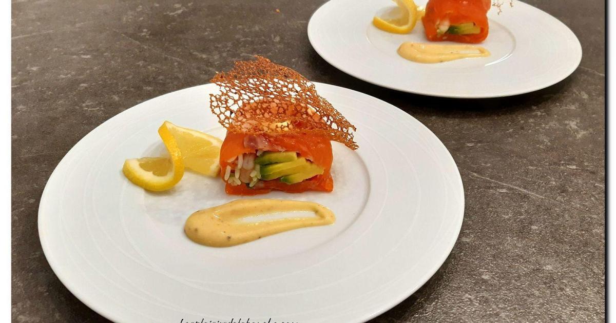 Avocat aux crevettes façon Sushi rolls