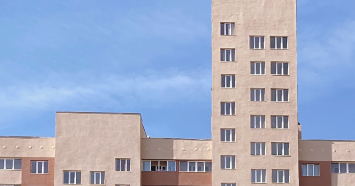 Abstract - Growing Buildings
