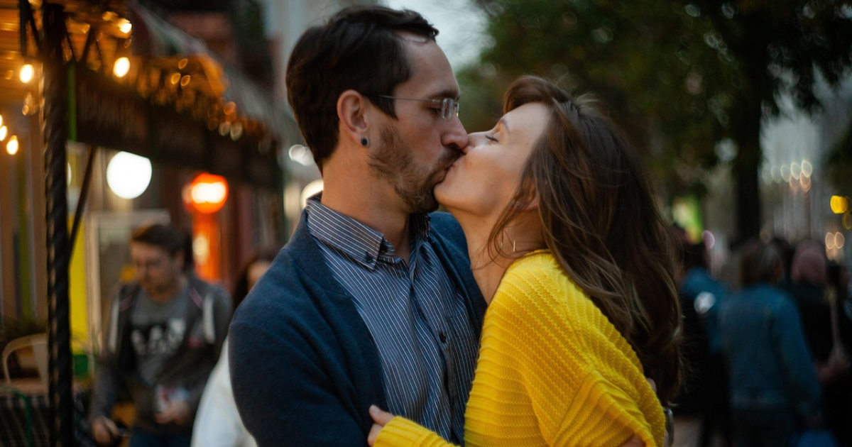 1 - Moustache (challenge LinkTober2025)