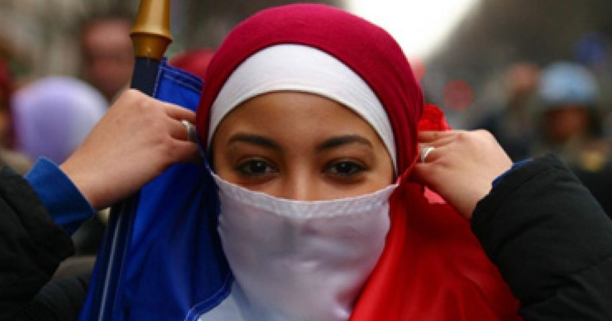 Pourquoi le voile islamique est un faux problème