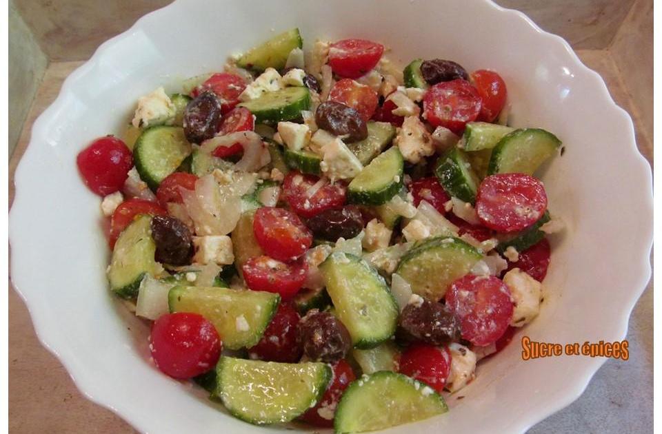 Salade grecque - Recette en vidéo