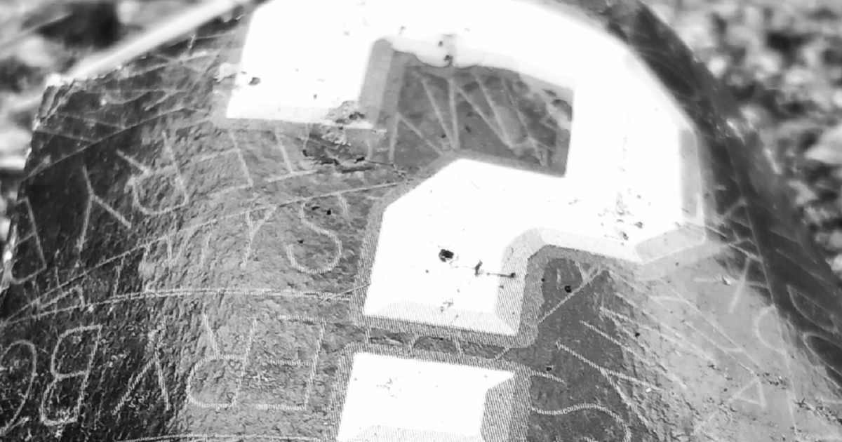 L'enfant à naître contre le droit du choix.