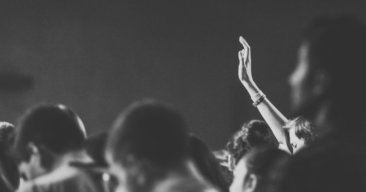 Histoire de débats et d'enregistrement