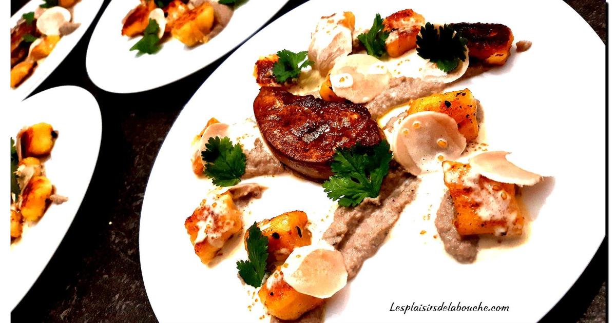 Gnocchis aux pommes de terre, purée de champignons et foie gras poêlé