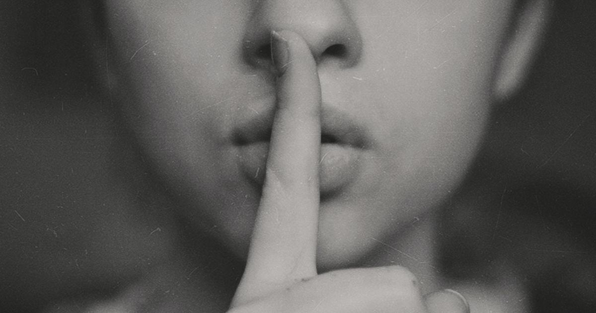 Qui ment ? de Karen M. MacManus
