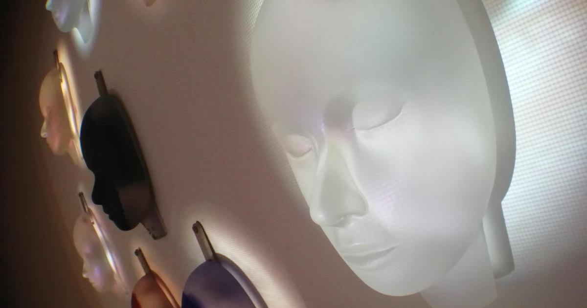 Shanghai Art Exhibition: Salt, Glass, and Heat