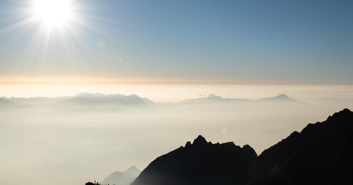 Le soleil se lève aussi.