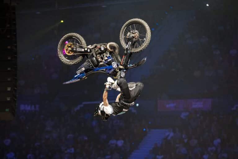 Le supercross de Paris revient
