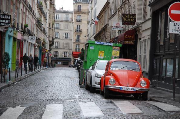 Le stationnement moto à Paris