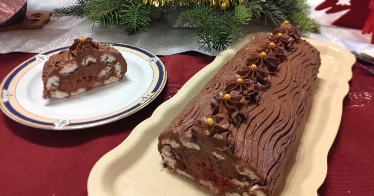 Bûche chocolat framboise facile et sans cuisson - Recette en vidéo