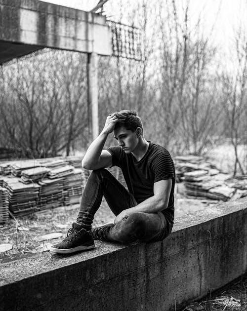 LES MALHEURS DE LA TERRE