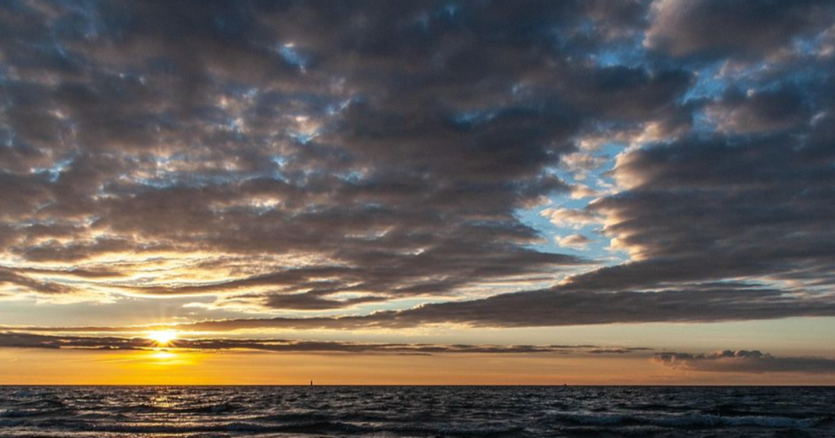 Au bord du monde, au bord d’elle-même…