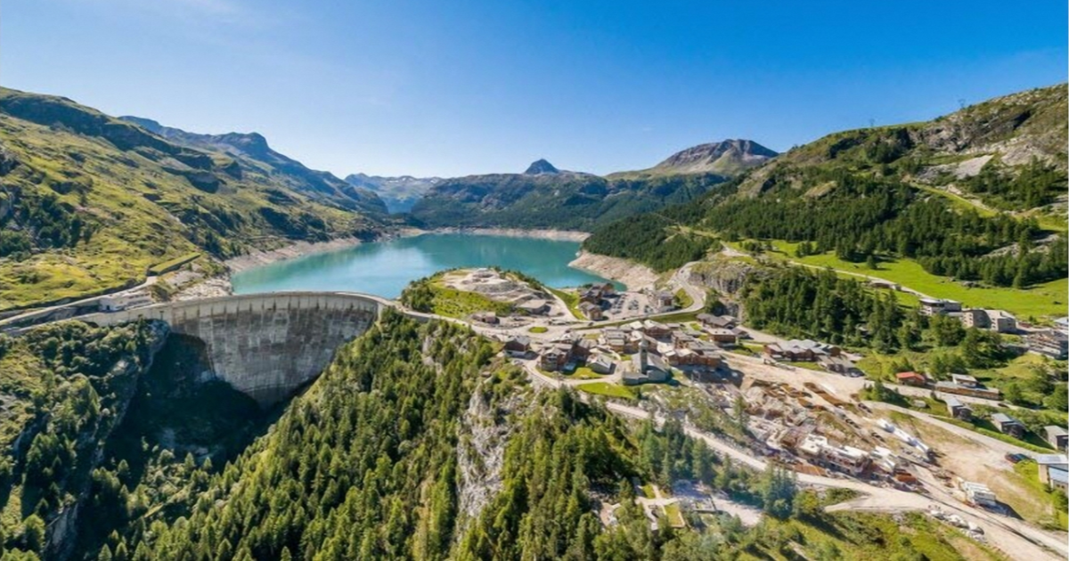 Les villages et leurs modes de vie sacrifiés, engloutis sur l'autel de l'indispensable progrès