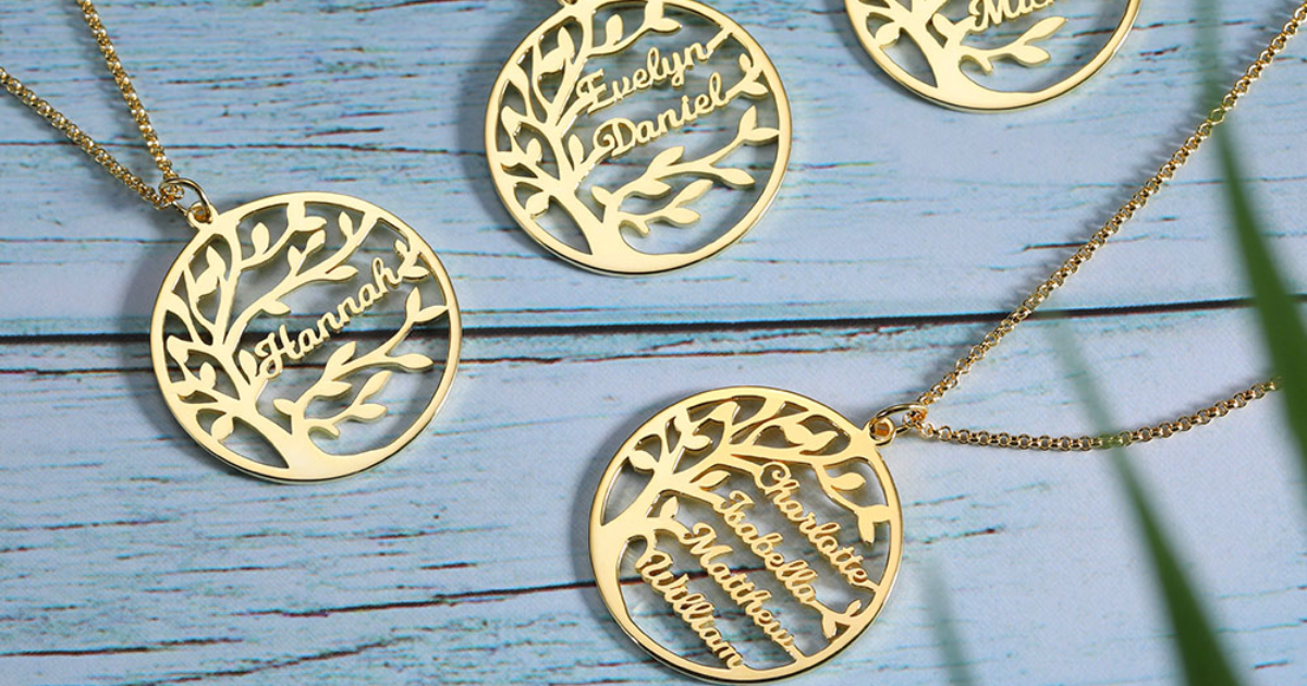 Personalized Necklaces: A Timeless Expression of Individuality and Sentiment