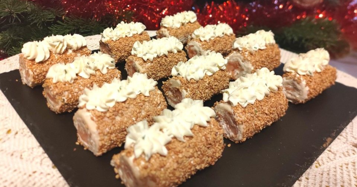 Mini bûches au chèvre frais et au saumon fumé - Recette en vidéo