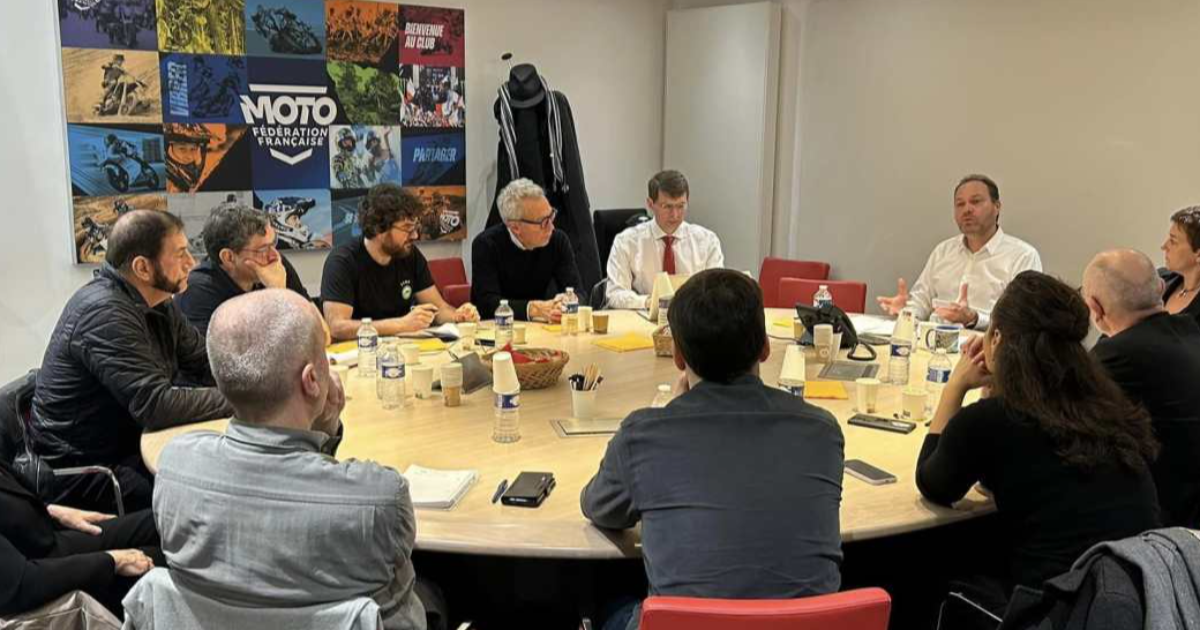 Réunion à la Fédération Française de Moto