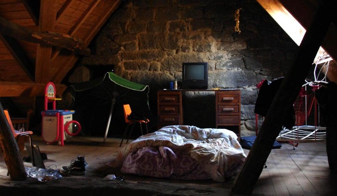 Un vent de misère : six cordes, (Un semblant de paix !)