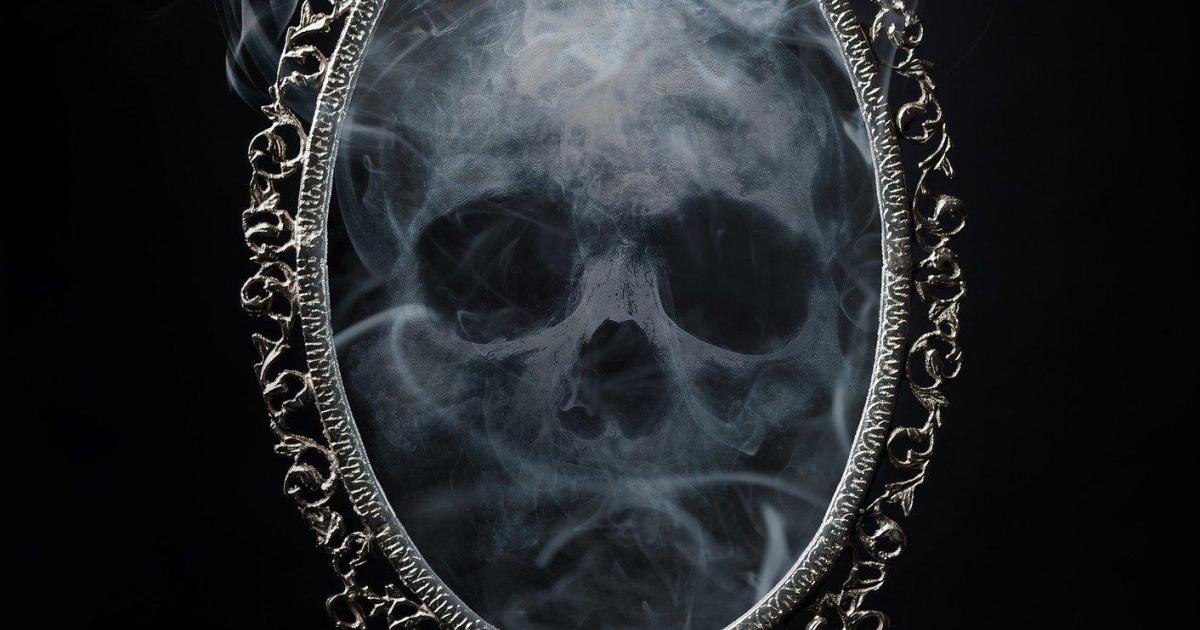Le miroir noir