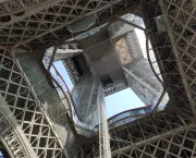 Poème écrit à la tour Eiffel 