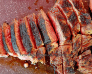 Côte de bœuf frottée au RUB et cuit au BBQ