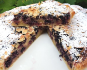 Tarte facile aux mûres à la crème d'amandes - Recette en vidéo