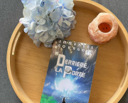 DerriĂšre la porte - Emmanuel BOURGOIN