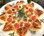 Etoile de Noël au saumon fumé et chèvre frais - Recette en vidéo