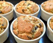 Soufflés de polenta aux champignons et romarin