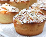 Financiers aux abricots, citron et thym