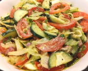 Salade de légumes aux oeufs - Recette en vidéo