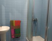 Compartir habitación es la razón por la que sigo duchándome