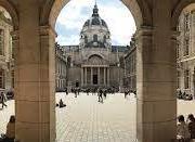 Français, "je voue la Sorbonne" mais faux, Paris gaulé !
