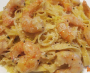 Tagliatelles aux crevettes, sauce crémeuse au Saint Marcelin
