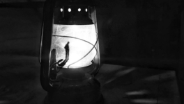 « Aller vers, aux zippos de nos imaginaires»