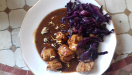 Porc au caramel et choux rouge