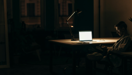 Est-ce que ce monde est sérieux ?