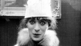 Mam'zelle Charlot (A Woman, Charles Chaplin, 1915) et Charlot Grande Coquette (The Masquerader, Charles Chaplin, 1914)