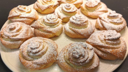 Biscuits en forme de roses - Recette en vidéo