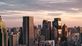 Prête à affronter ce monde