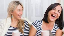 Je ris deux fois d'un bon mot. D'abord de la manière dont  je l'entends et ensuite de la manière dont celui qui me l'a dit, l'explique...