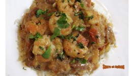 Curry de crevettes aux mirabelles