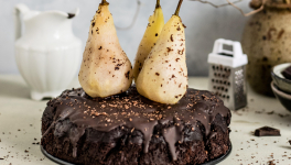 Cake au yaourt, poires et chocolat