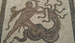 An Old War, an Ancient World : Covidian-Ukrainian Issue, American-Canadian Warfare.